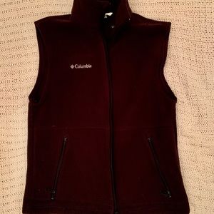 Black Columbia fleece vest